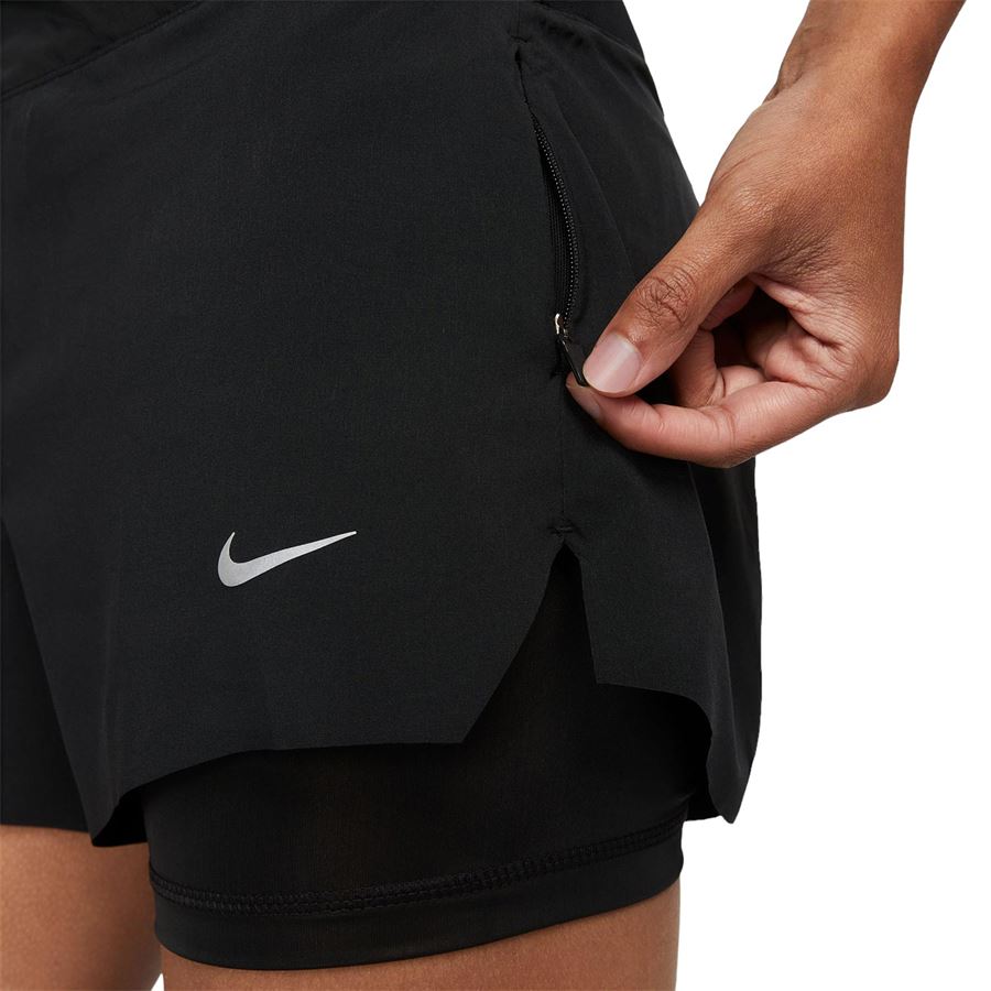 W NIKE SWIFT DRI FIT MR 3IN 2IN1 SHORT Nike | DX1029010